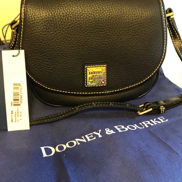Dooney & Bourke Handbags - Dooney hallie crossbody